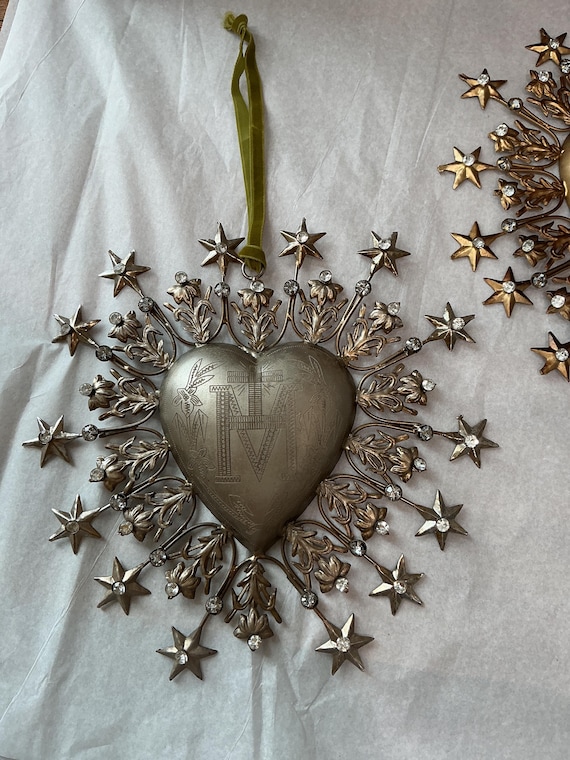 Jeweled Stars Sacred Heart Catholic Devotion