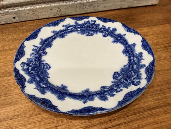 Flow Blue 7.5” Plate English Staffordshire c1897-1900