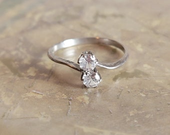 Vintage Sterling Silver and Cubic Zirconia CZ Faceted Ring 925 Size 7.75