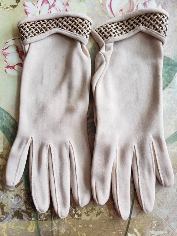 Vintage Beige Gloves Ladies Retro Woven Straw Mes… - image 3