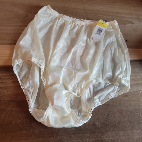 Vintage Dead Stock Warners High Waisted Panties Undergarment Underwear Cotton Crotch Size 8