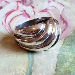 Vintage Sterling Silver Ring Abstract Fluid Shell Wave 1980s Rounded 925 Shrimp Size 6.5