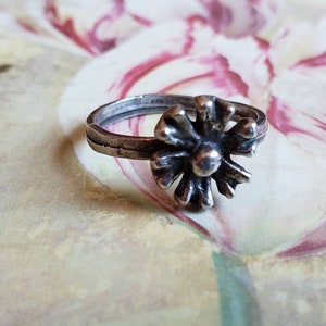 Vintage Sterling Silver 925 Flower Ring 1990 Size 5.25