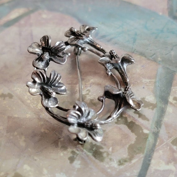 Vintage Beau Sterling Silver Oval Flower Wreath B… - image 2
