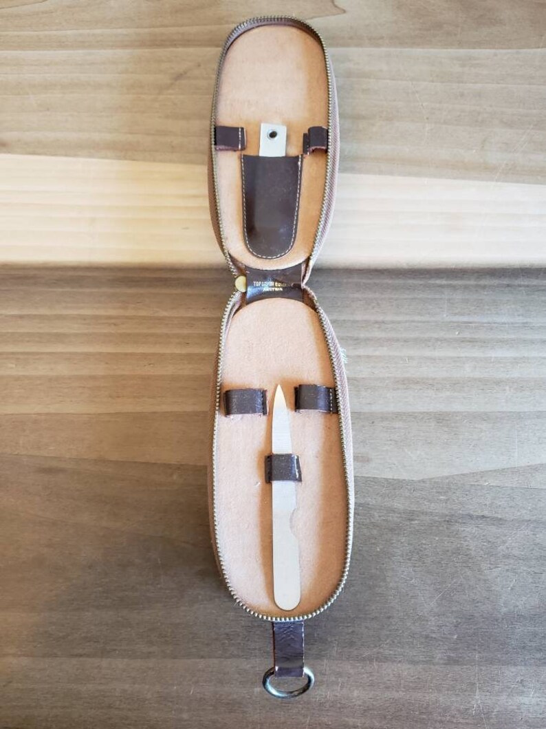Vintage Mens Valet Shoe Horn Lint Brush And Nail Kit Set 1960s