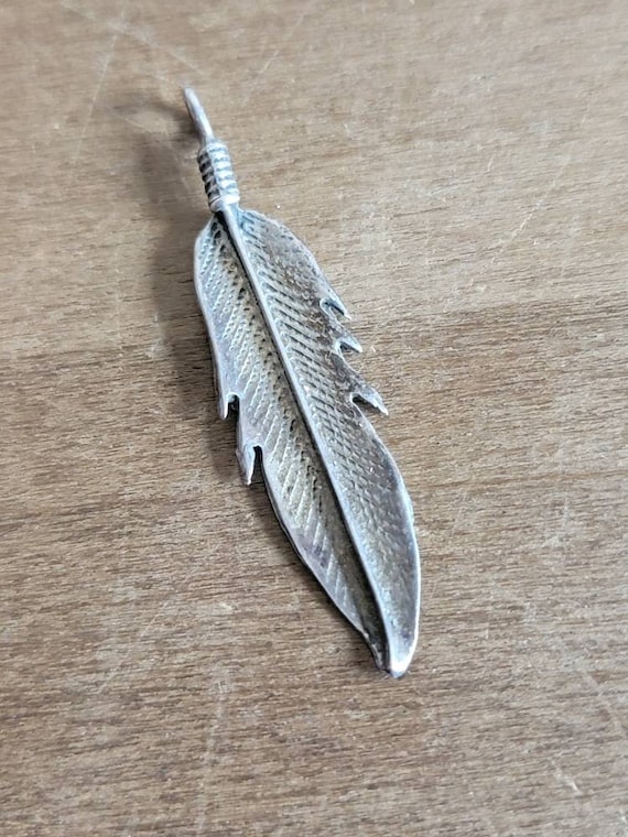 Vintage Sterling Silver Single Feather Pendant