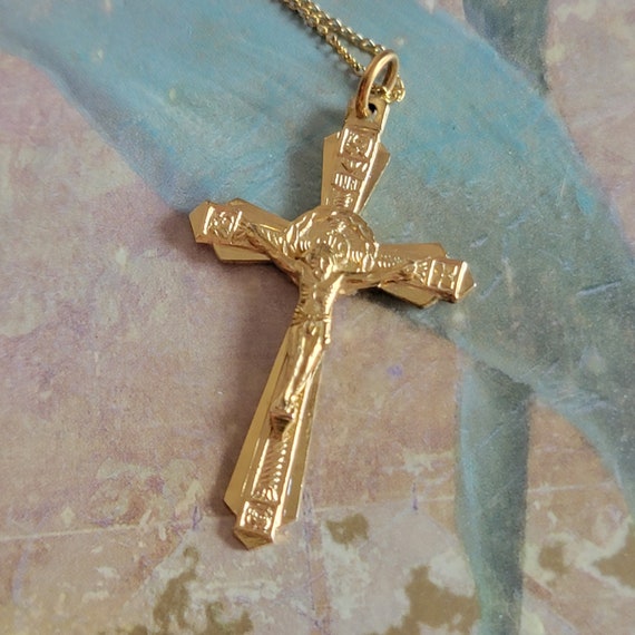 Vintage 1 20 12 Karat Gold Filled Crucifix Cross Pendant and Chain