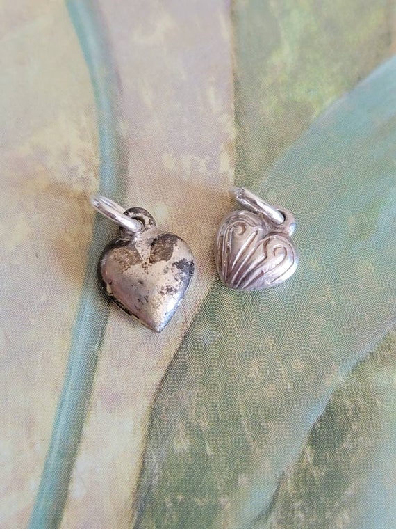 Vintage Lot of 2 Tiny Sterling Silver Puffed Hear… - image 1