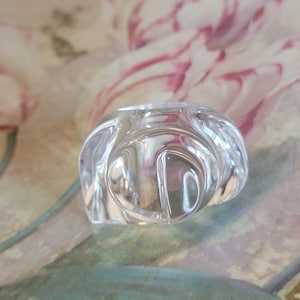 Vintage Clear Lucite or Acrylic Statement Ring Size 7.5 As Is