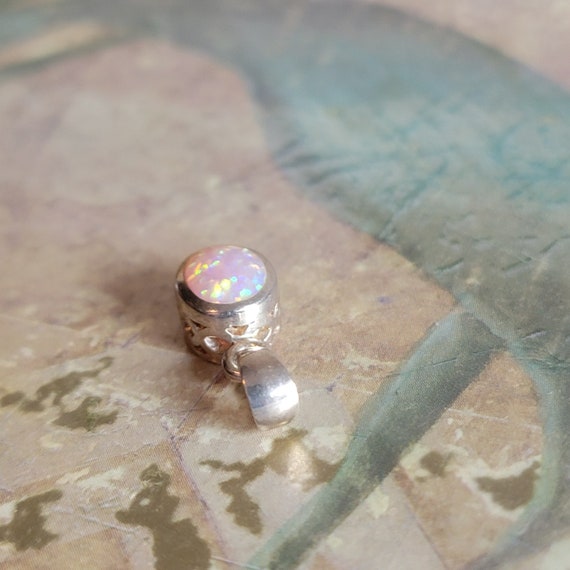 Vintage Small Sterling Silver and Oval Opal Penda… - image 4