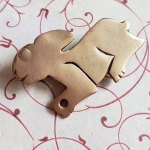 Vintage Alva Museum Replicas Gold Tone Pin Brooch Rabbit 1980s