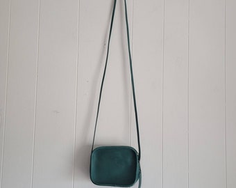Vintage Small Coach Hadley Jade Green Leather Crossbody Bag Vintage Small Coach Hadley Jade Green Leather Crossbody Bag