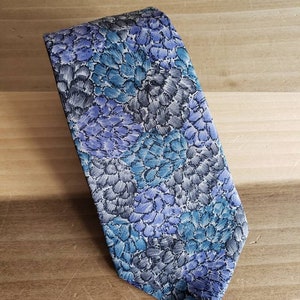 Vintage Krizia Made in Italy Gentlemen Silk Necktie Tie Father&#39;s Day Wedding Groom Hand Made
