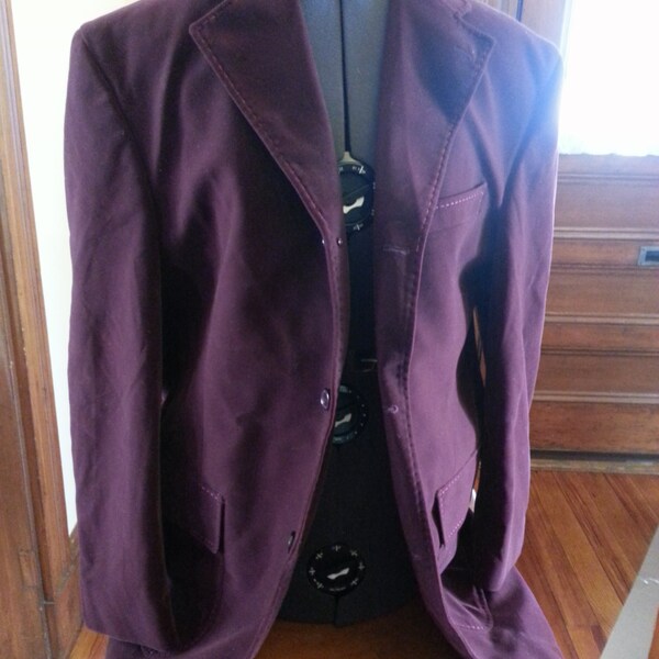 Vintage MK Design Burgundy Velvet Suit Made in Italy Size Large Mens Unhemmed Pants 36 Inch Waist Stitching Detail