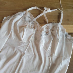 Vintage Vanity Fair Slip: 1960s White Nylon Tricot Lace - Size 34