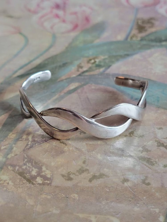 Vintage Sterling Silver 925 Twist Wave Cuff Bracelet Made in 