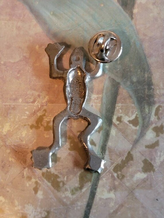 Vintage Barker Genuine USA Pewter Frog Lapel Pin … - image 6