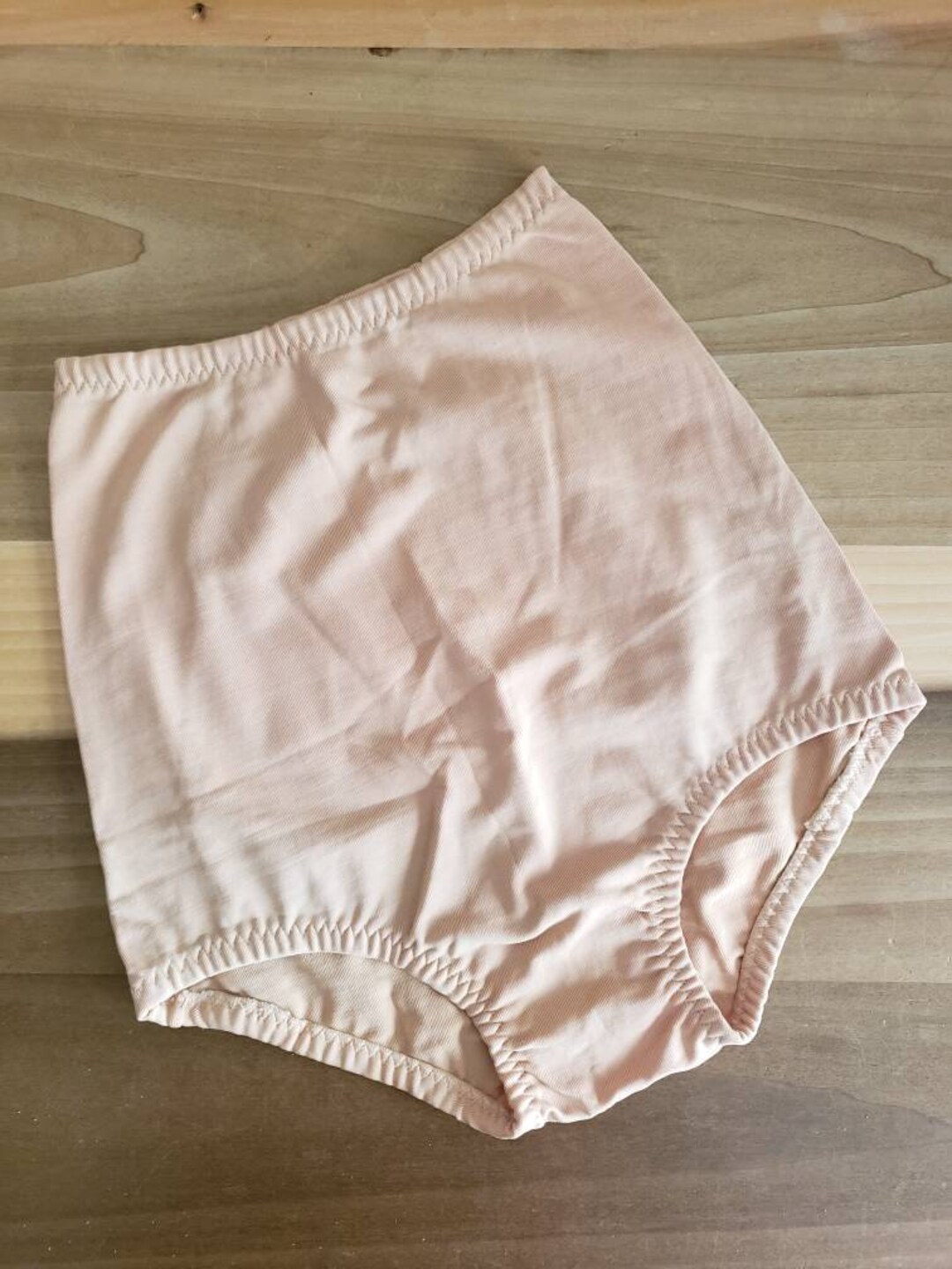 Vintage Unworn Dead Stock: 1970s MISS FORTUNE Brand Ladies' Beige Knickers /pants/panties S 