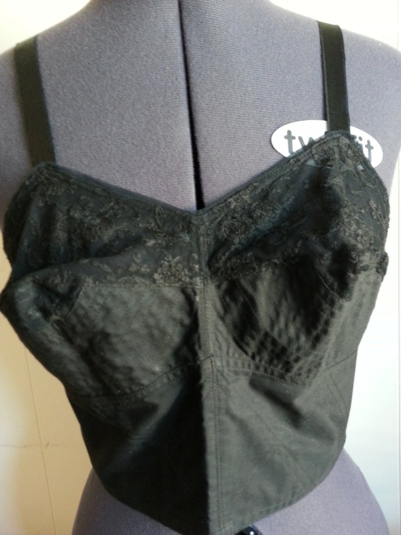 Vintage Ponsesina Black Long Line Bra Ladies 1950s Pin Up Rockabilly Bullet Bra Interesting closure