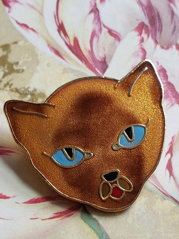 Ceramic Cat Pin — Siamese Social Club