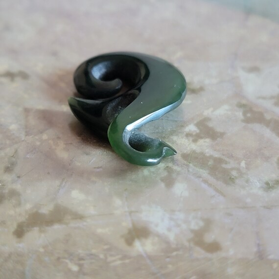 Vintage Hand Carved Jade Hook Pendant - image 4