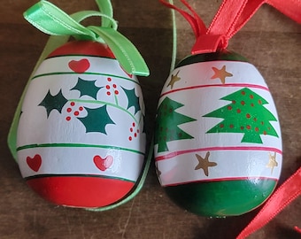 Adornos navideños vintage de madera pintados a mano - Taiwán