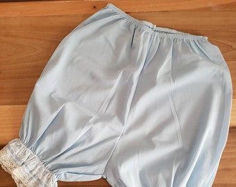 Vintage Never Worn Velrose High Waisted Undergarment Underwear Bloomers Knickers Shorts Mid Century Size 5 Small Tap Pants Pale Blue Lace