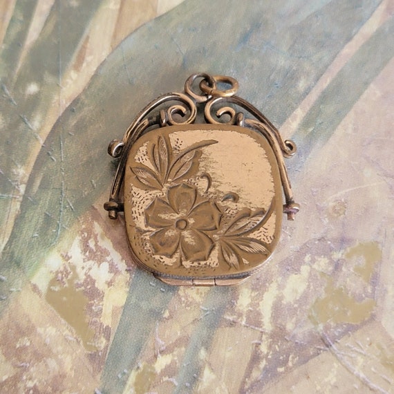 Vintage Gold Filled Floral Locket Pendant As Is - image 1