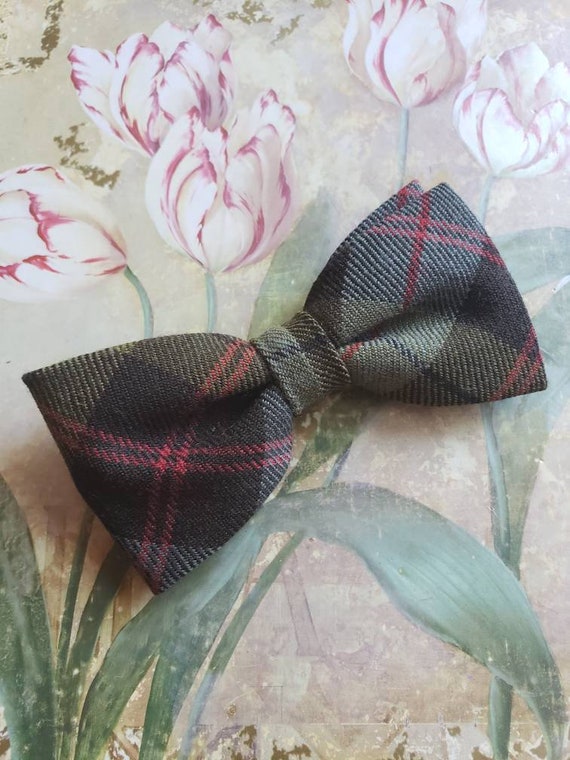 Vintage Shades of Olive Green Clip on Bow Tie Bow… - image 1