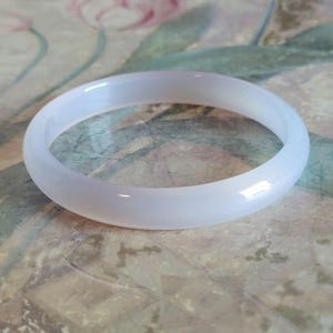 Vintage White Agate Bangle Bracelet