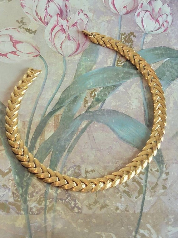 Vintage Napier Gold Tone Metal Hinged Collar Neck… - image 2