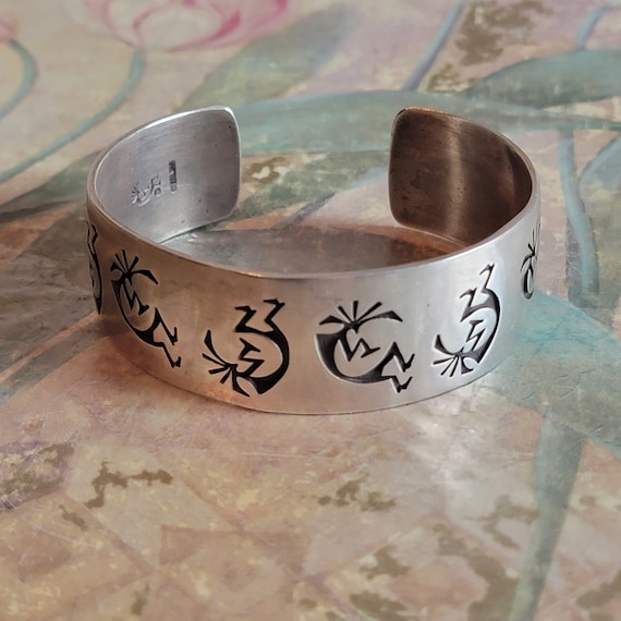 Huge Vintage Native American Navajo Dancing Kokopelli Sterling Silver Bracelet Old Huge Vintage Native American Navajo Dancing Kokopelli Sterling Silver Bracelet Old