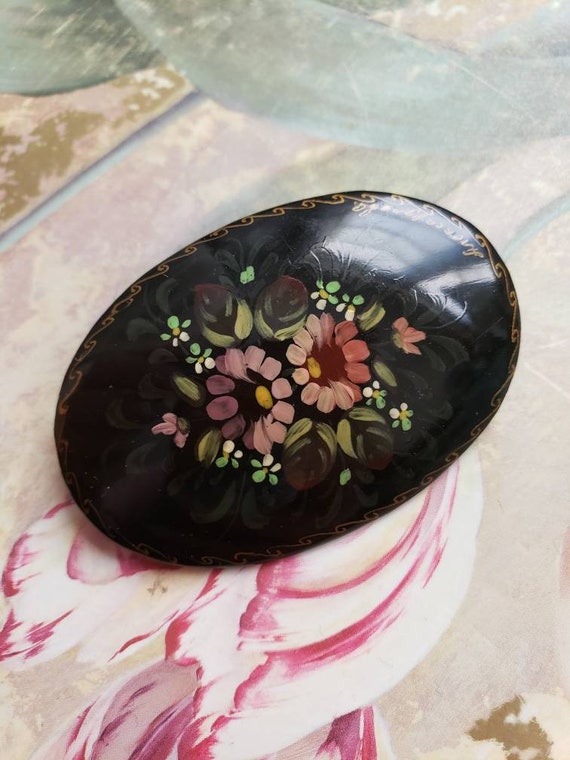 SALE Vintage Hand Painted Russian Pin or Brooch F… - image 1