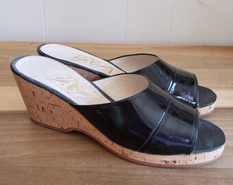 Vintage 1960s Greek Patent Leather Cork Wedge Mules - Size 8/9