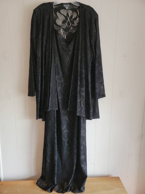 chinese dress ladies ONYX DRESS LACE KEYHOLE MAXI DRESS IN BLACK – Murci main image 1