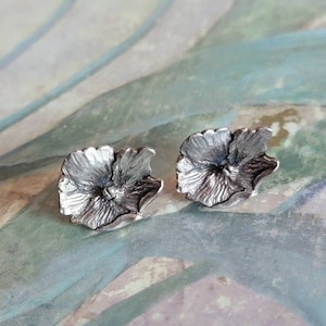 Vintage Sterling Silver Flower Stud Earrings Pierced Ears Posts