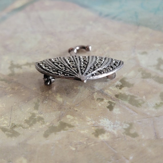 Vintage Sterling Silver Marcasite Umbrella Brooch… - image 4