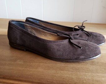 Vintage Joan and David Brown Suede Flats with Bows Size 8B Made in Italy Ladies Soft 1980s Original Box