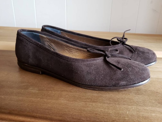 Vintage Joan and David Brown Suede Flats with Bow… - image 1
