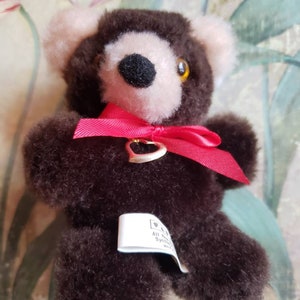 Vintage Lovable Snuggables Small Teddy Bear with 14 Karat Yellow Gold 14 K Heart Pendant Original Box 1980s Valentines Day