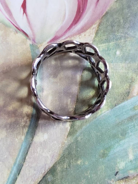 Vintage Sterling Silver Repeating Pattern Ring 92… - image 5