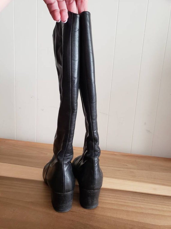 Vintage Varese Shoes Black Leather Heeled Boots Z… - image 2