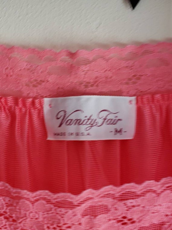 Vintage Never Worn Vanity Fair Night Gown or Hous… - image 6