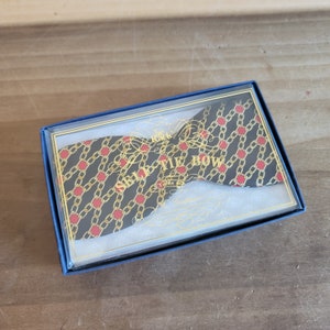 Vintage Dead Stock Tie Rack London Self Tie Bow Made in Germany Bow Tie Bowtie Patterned Tie Original Box All Silk Directions