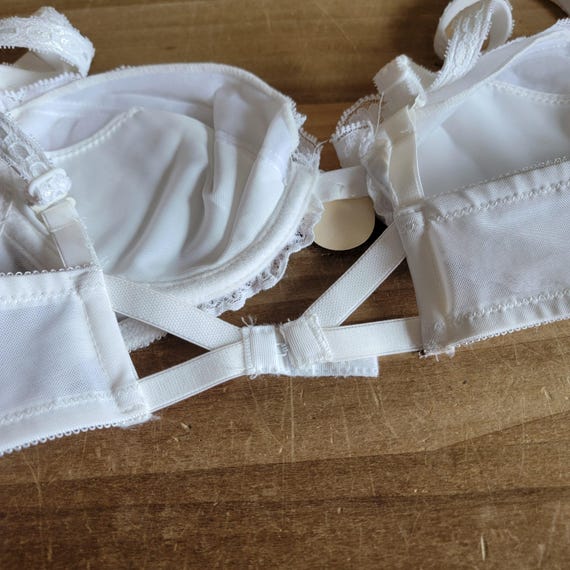 Vintage Wonderbra: Padded Underwire Convertible Bra - Size 36B, Deadstock USA Made View 3