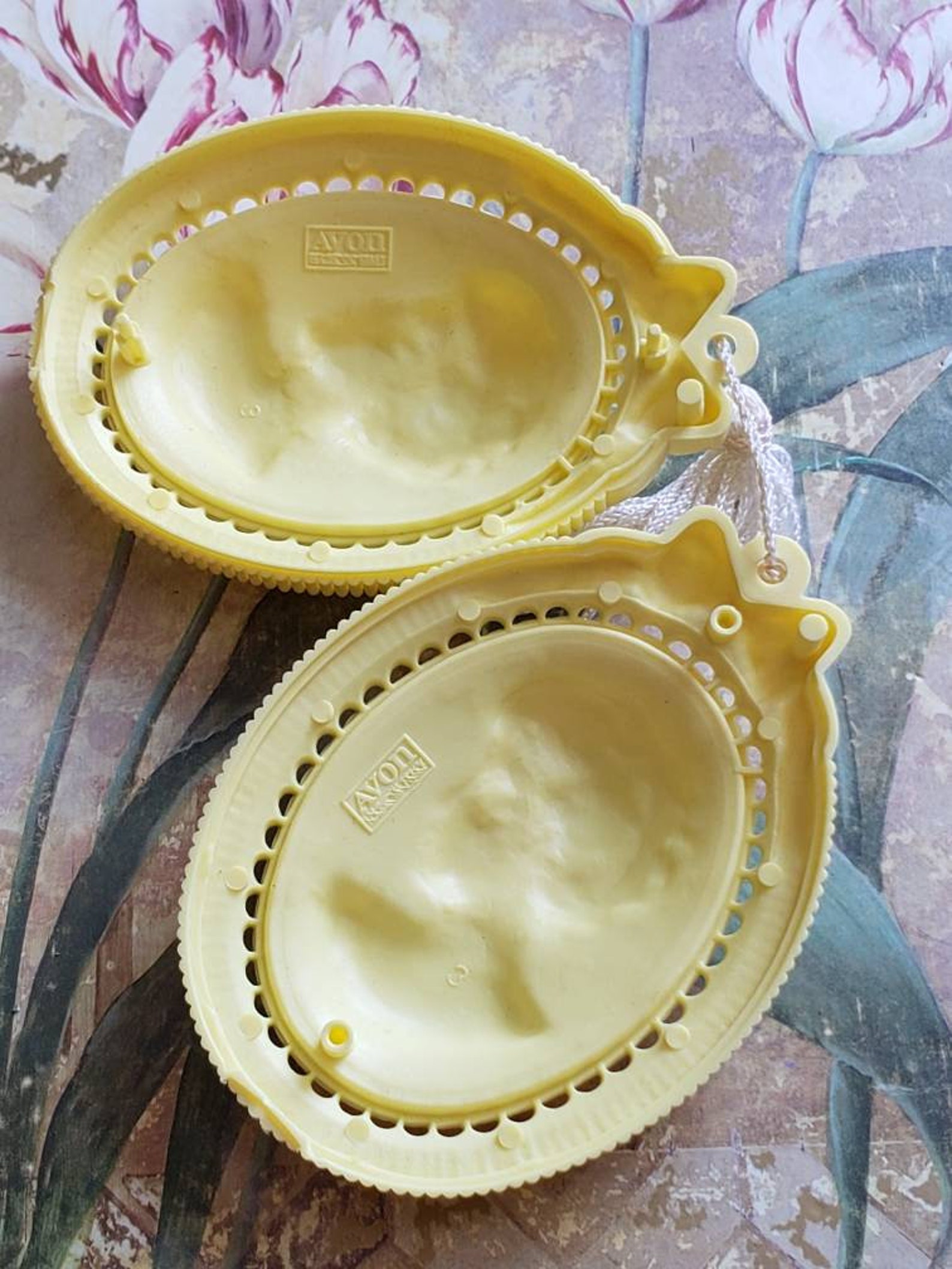 Vintage Avon Potpourri Holder Yellow Cameo with Off White Etsy
