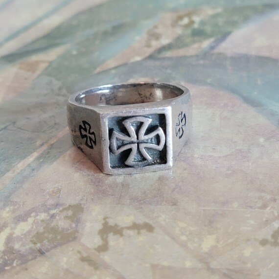Vintage Sterling Silver Iron Cross Mens Ring Size 11.… Gem