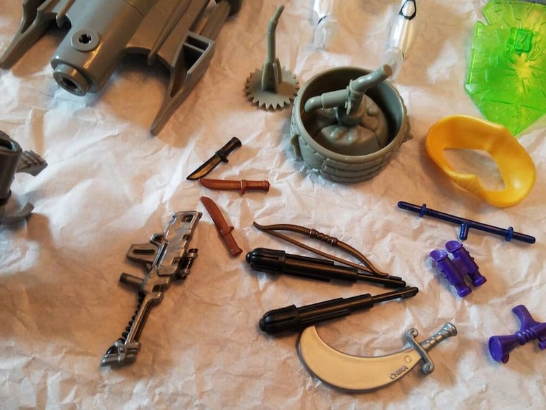 Vintage Lot of 36 Pieces Superman Batman Accessories Weapons Armor Missles Cape Total Justice