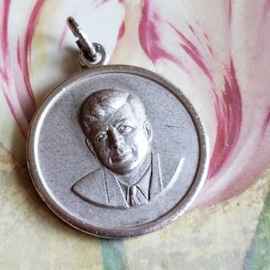 Vintage Sterling Silver JFK John Fitzgerald Kennedy Pendant President Democrat Commemorative