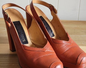Vintage Lolosidis Burnt Orange Leather Slingback Platform Heels Pumps 1970s Greece Athens Size 7